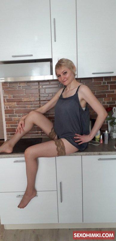 Ксения, тел. 8 925 416-09-98 - шлюха по вызову